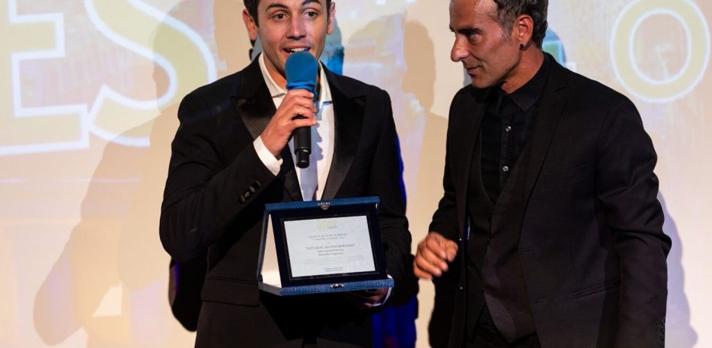 “Tutti bene ma non benissimo”: la commedia italiana che conquista Hollywood